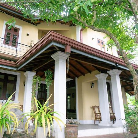 Airport Villa D 87 Katunayaka Extérieur photo